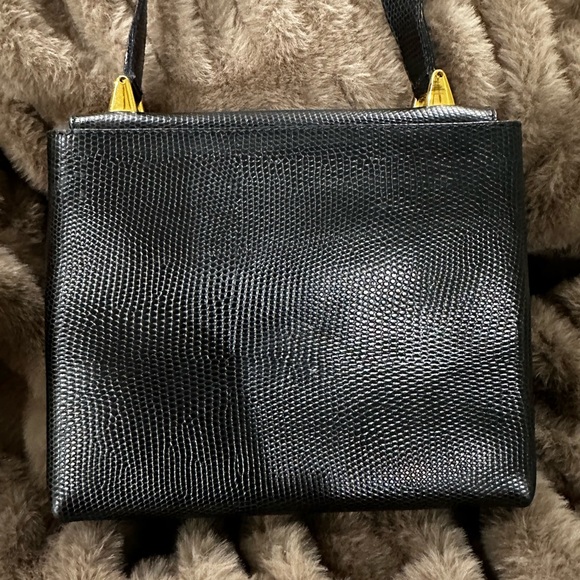 Salvatore Ferragamo BLACK Lizard
Embossed Leather Gancini Flap Crossbody Bag - Picture 4 of 14